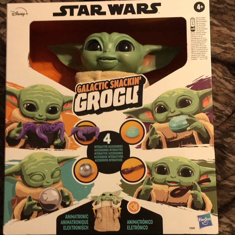 Galactic snackin grogu (baby yoda)